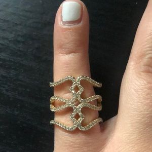 Cute minimalist ring